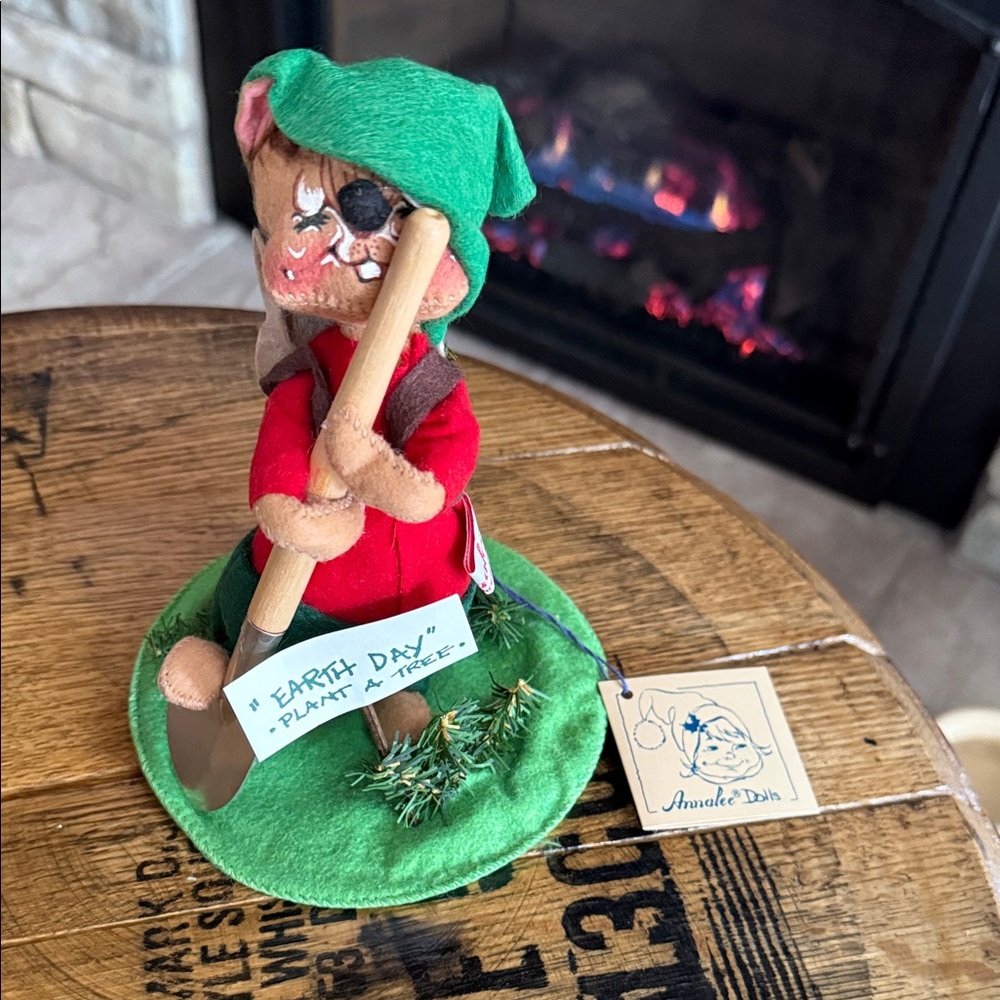 Vintage 1991 Annalee Earth Day Mouse